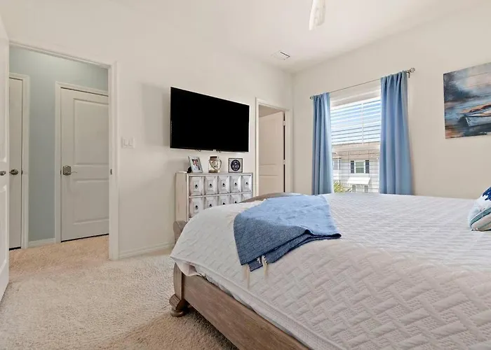 Ebikes, Pool, Hot Tub, Luxury 3 Bd With Games