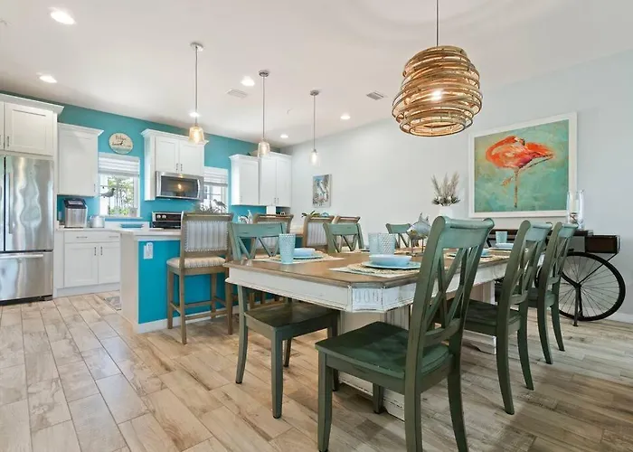 Ebikes, Pool, Hot Tub, Luxury 3 Bd With Games Holiday home *